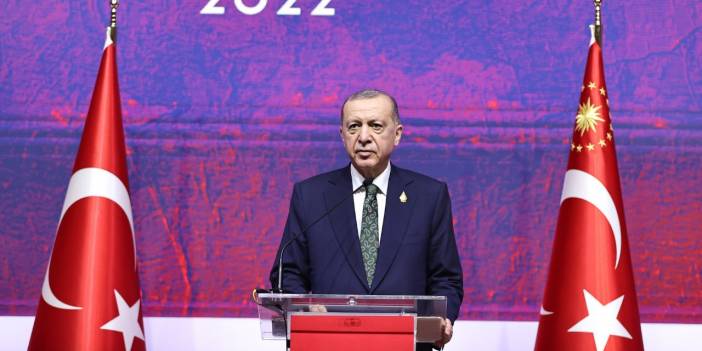 Erdoğan Türkiye'ye döndü