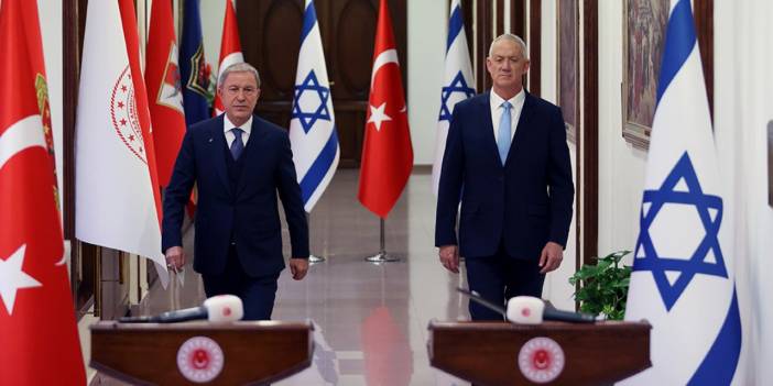 Hulusi Akar ve İsrailli mevkidaşı Benny Gantz görüştü