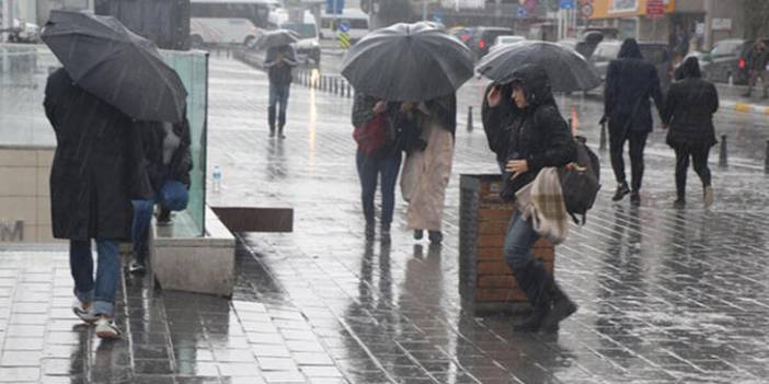 Meteoroloji duyurdu: Yağış ve fırtına geliyor