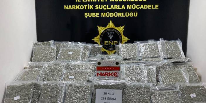 Edirne’de 49 kilo uyuşturucuya 5 gözaltı