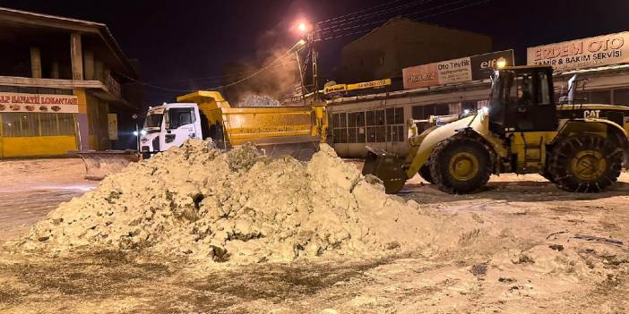 Van'da kapanan yollar açıldı