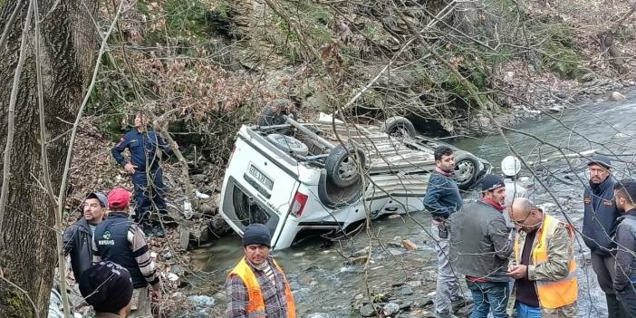 Kayıp olarak aranıyorlardı: Araçta ölü bulundular