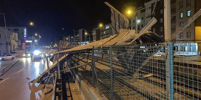 Metroya çatı düşmüştü: Seferler yeniden başladı