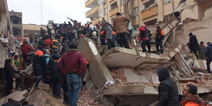 İYİ Partili ilçe başkanı ve eşi depremde hayatını kaybetti