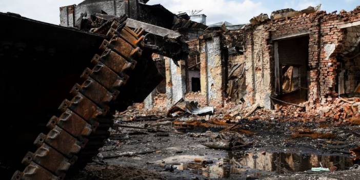 Deprem anında hayat kurtaracak öneriler... Bu hataları sakın yapmayın...