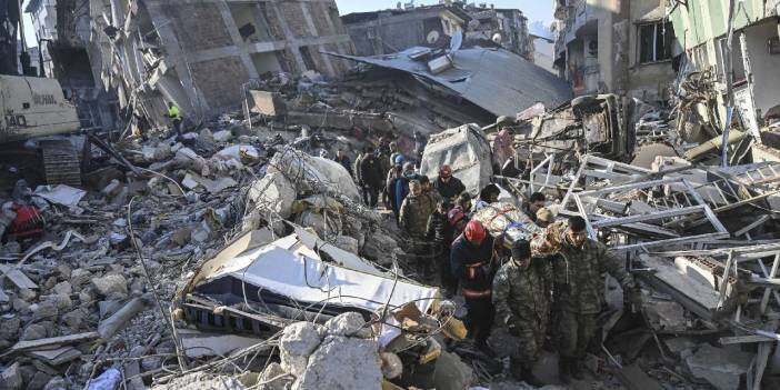 Deprem bölgesinde yağma ve hırsızlık genelgesi