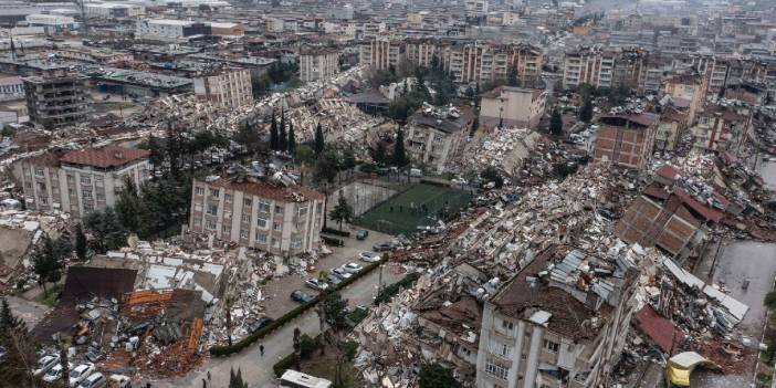 Yandaş müteahhitlere gün doğdu, deprem ihaleleri de onlara kaldı