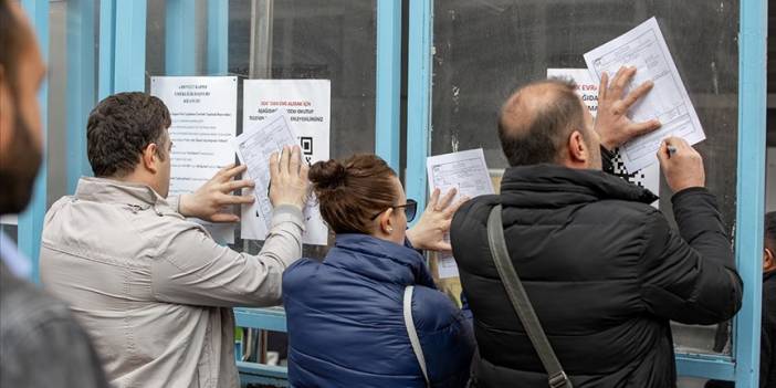 EYT başvurusu yapacaklar dikkat! SGK'dan açıklama geldi: EYT başvurularında 'Emekli olur' yazısına gerek yok