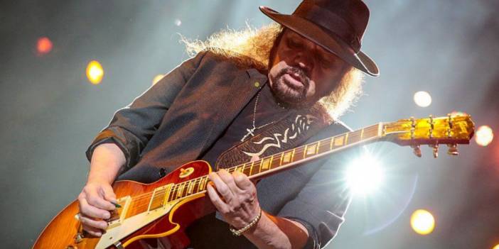 Lynyrd Skynyrd'ın uçak kazasından kurtulmuştu... Gitarist Gary Rossington öldü