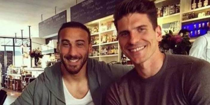 Cenk Tosun'dan Mario Gomez'e Eyşan göndermesi!