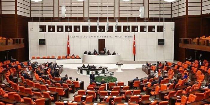 Son Dakika: AKP'li Turan'dan Meclis'in feshedileceği iddialarına yanıt