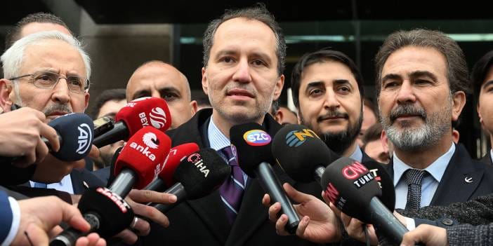 Yeniden Refah Partisi Genel Başkanı Fatih Erbakan, Cumhur İttifakı'na 'hayır' dedi, TRT yayını kesti