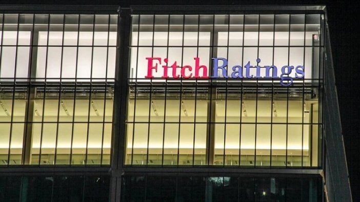 Fitch Türkiye’nin notunu düşürdü