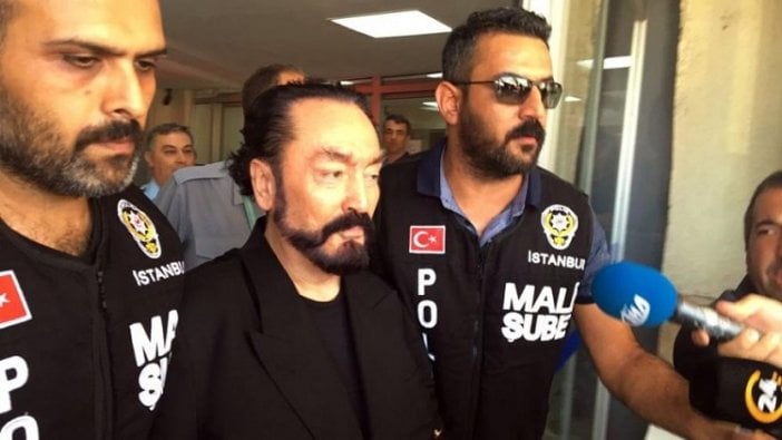 Adnan Oktar’ı ‘savcı’ FETÖ’cü yapmış!