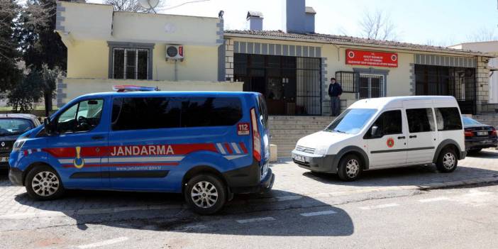 İftarda dede dehşeti: Oğulları ve torununa kurşun yağdırdı