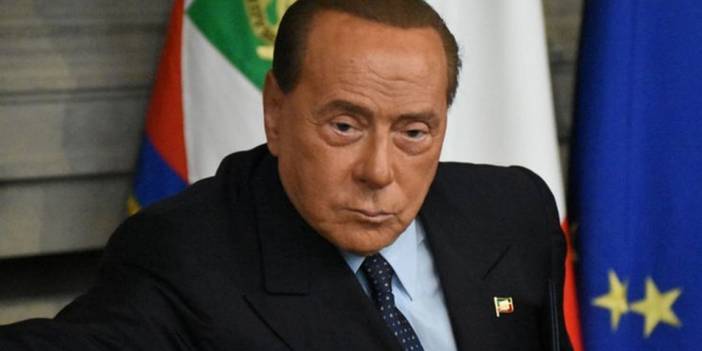 Berlusconi hastaneye kaldırıldı