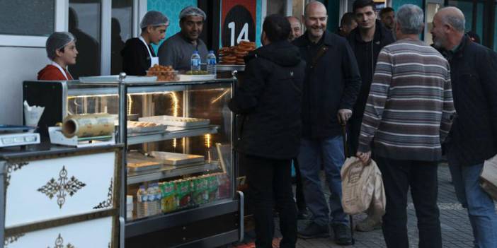 Süleyman Soylu, bir süredir ortalıktan kaybolmuştu! Bastonla ortaya çıktı