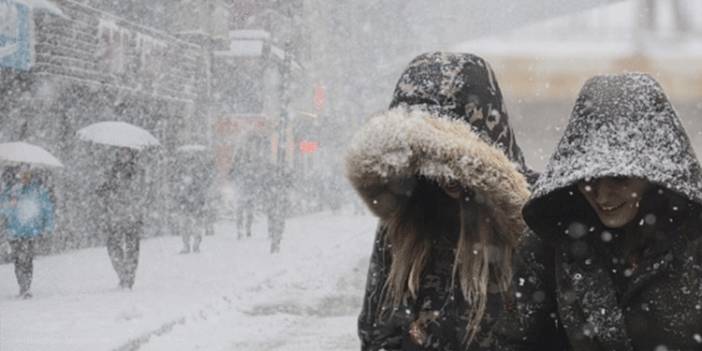 Meteorolojiden son dakika uyarısı! 17 il için sarı ve turuncu alarm: Dikkat yoğun kar yağışı bekleniyor!