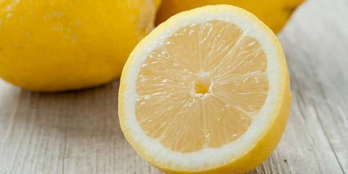 Kesilen limonun yarısını buzdolabına koyanlar dikkat. Ölümcül olabilir