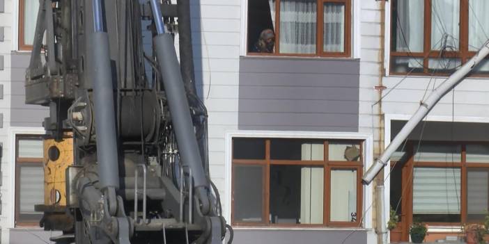 Üsküdar'da metro şantiyesinde faciadan dönüldü!