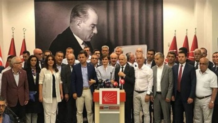 CHP'de 59 il başkanından ortak açıklama