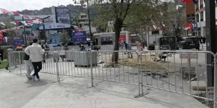 CHP mitingi öncesi AKP'li belediyeden, halk toplanamasın diye sök-tak operasyonu