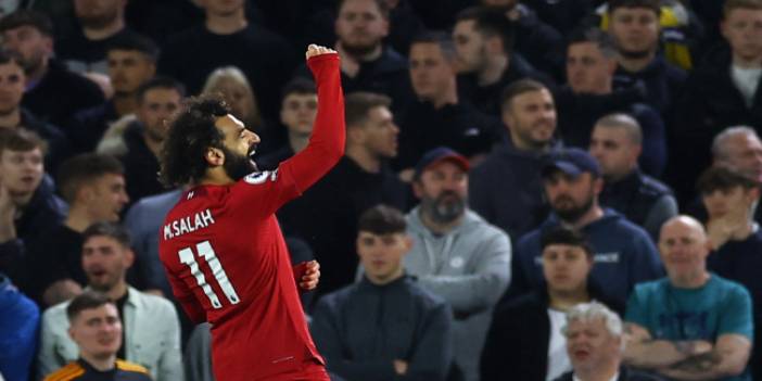 Liverpool, Leeds United'ın kalesine yarım dizine gol bıraktı