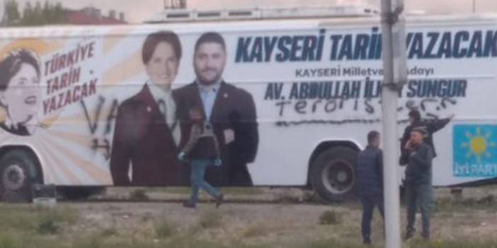 İYİ Parti Seçim Otobüsüne Çirkin Saldırı