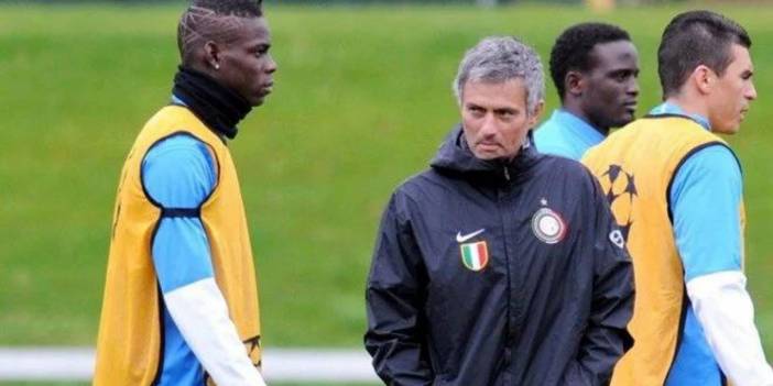 Mario Balotelli'den Mourinho itirafı: Otobüsten attı