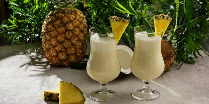 Ananas ve Süt: Tehlikeli İkili(mi)dir?