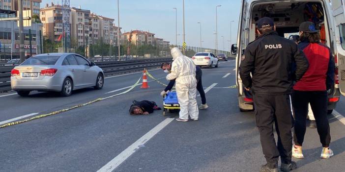 E-5'i karıştıran olay! Yol ortasına yattı, trafiği kesti, böyle müdahale ettiler