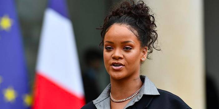 İkinci kez anne olmaya hazırlanan Rihanna'dan yeni kareler