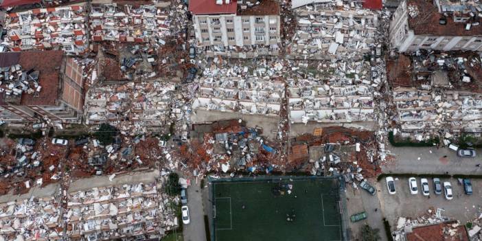 BBC'den Türkiye Değerlendirmesi:  Antakya'da Seçim Ateşi Yok; Enkaz Var Eziyet Var!