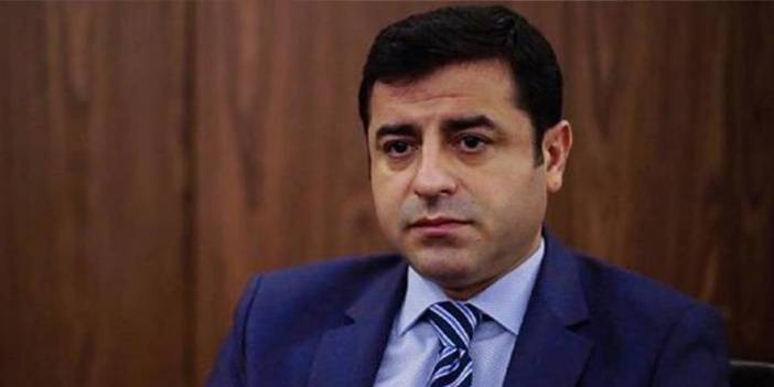 Demirtaş, bu akşam için saat verdi: 'Önemli bir mesaj paylaşacağım, lütfen bildirimleri açın'