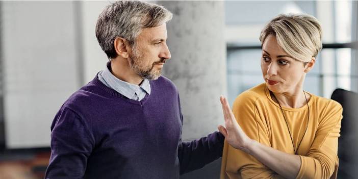 Her şeyden şikayet ediyorlar, hiçbir şeyden mutlu olmuyorlar... Zodyak, mutlu olmasını bilmeyen burçları anlatıyor...