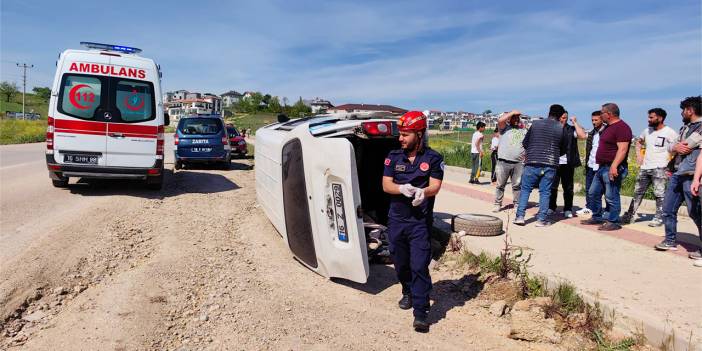 Minibüs virajda takla attı; 1’i ağır, 5 kişi yaralandı