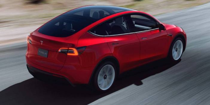 Dolar fırladı, Tesla Model Y'nin Türkiye fiyatına büyük zam geldi