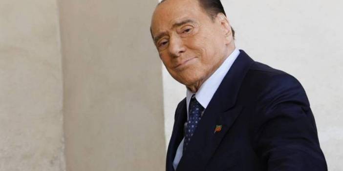 Berlusconi Hayatını Kaybetti