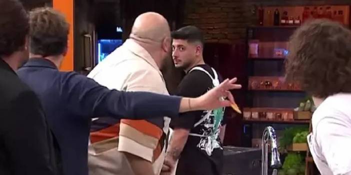 Duyunca şaşıracaksınız...MasterChef'te Somer Şef o yarışmacıyı görünce şoke oldu, nedeni şaşırttı! 'Bakamıyorum abi'