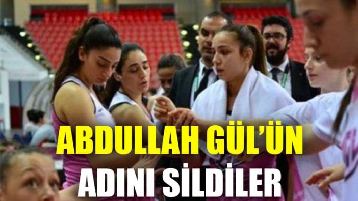 Abdullah Gül'ün adını sildiler