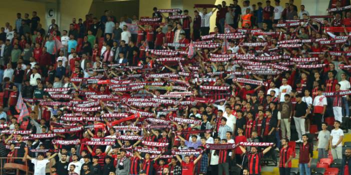 Süper Lig'de kombine fiyatları açıklandı! En pahalı 150 bin TL