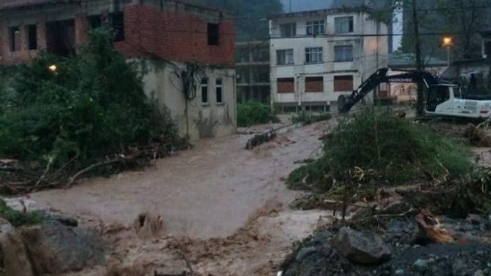 Doğu Karadeniz'i sel vurdu