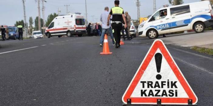 Kahreden Olay! Topun Peşinden Giden Çocuk Kamyonun Altında Kaldı...