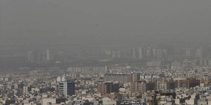 Kentte hava kirliliği riskli seviyeye ulaştı! 'Zorunlu olmadıkça dışarı çıkmayın' uyarısı yapıldı