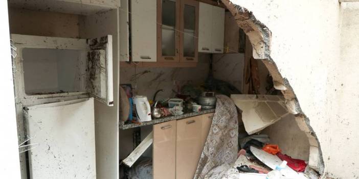 Arnavutköy'de ev ve iş yerlerini su bastı: Hasar gün aydınlanınca ortaya çıktı