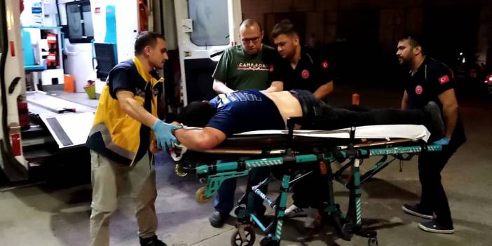 Arkadaşına 'Adamsan bıçakla' dedi, sırtından bıçaklandı