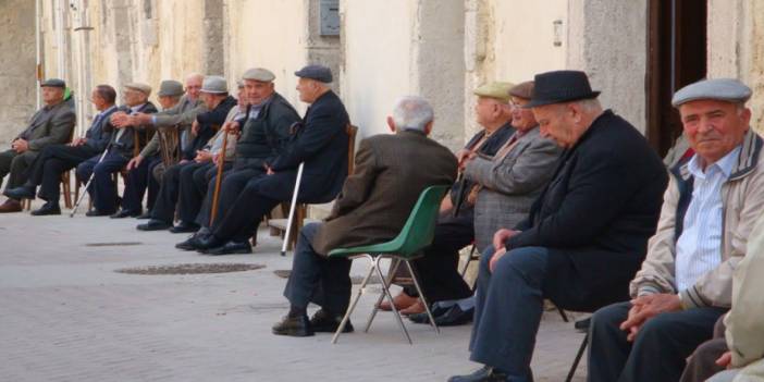 Türkiye'de Beklenen Yaşam Süresi Azaldı