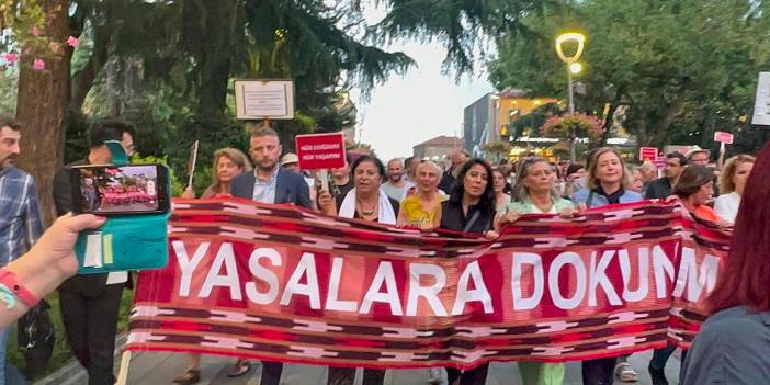 Trabzon Anayasa Değişikliğine Karşı Yürüdü!