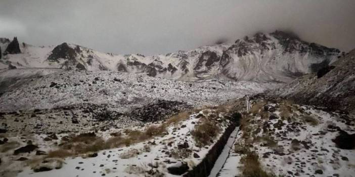 Bu Yıl Kış Erken Geldi, Erciyes'in Zirvesi Bembeyaz