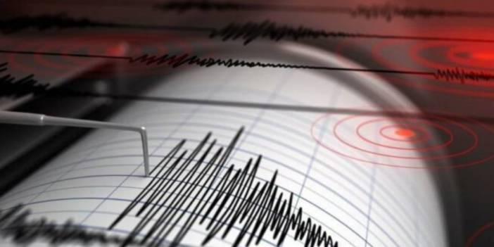 İzmir'de Korkutan Deprem